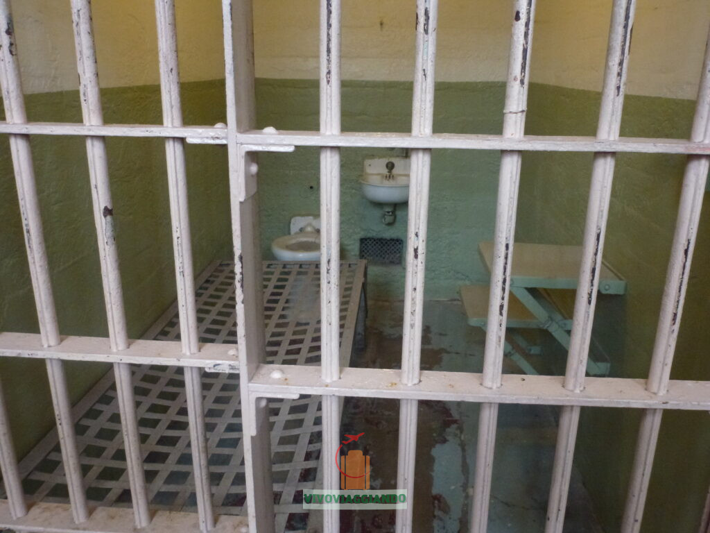Una delle celle singole di Alcatraz