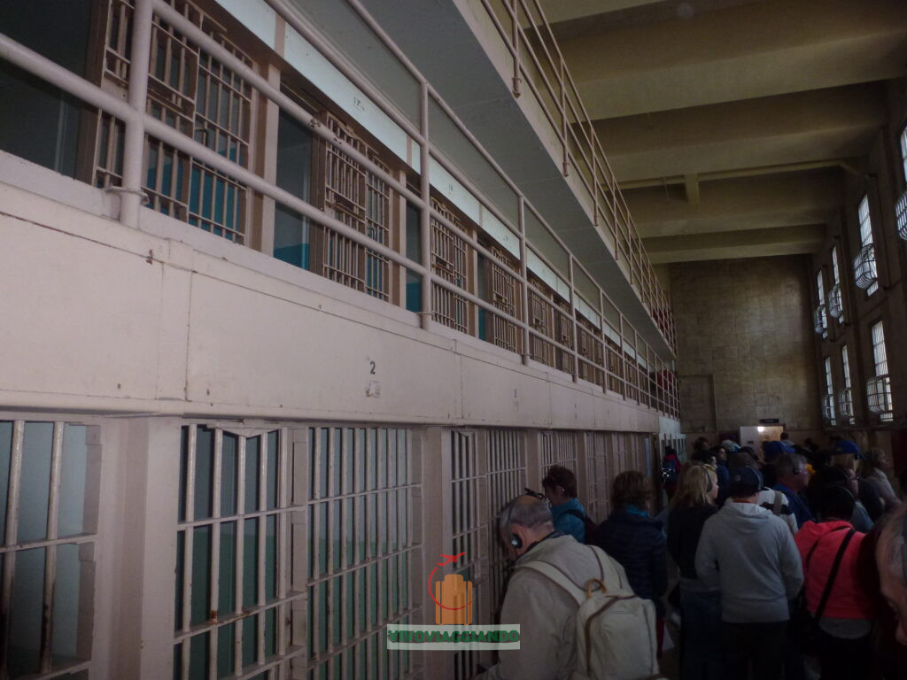 Corridoio e celle del carcere di Alcatraz